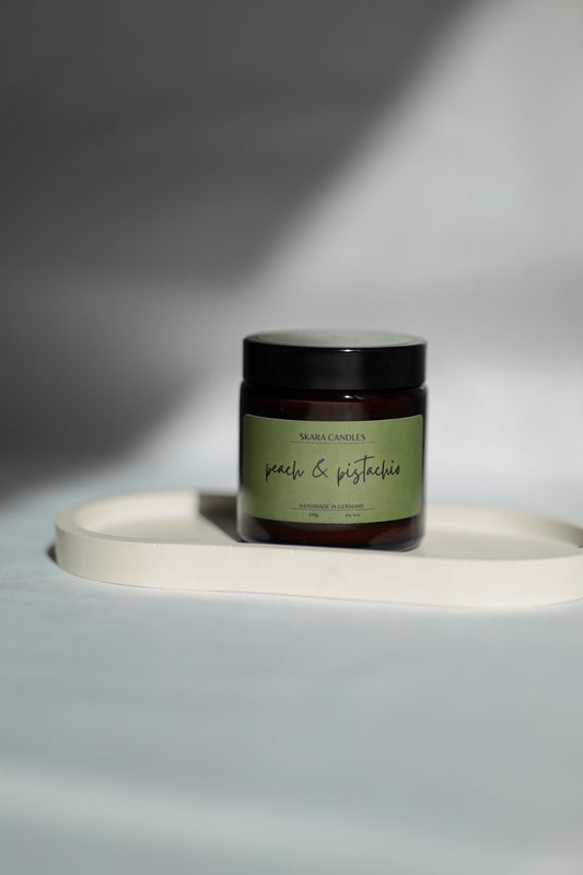 Duftkerze „Peach Pistachio“ – handgegossen aus Sojawachs, fruchtig & cremig