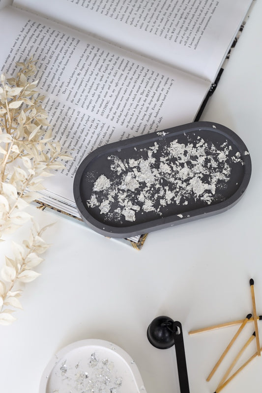 Deko-Tablett „classic“ aus Raysin – handgefertigte Ablage für Kerzen & Accessoires