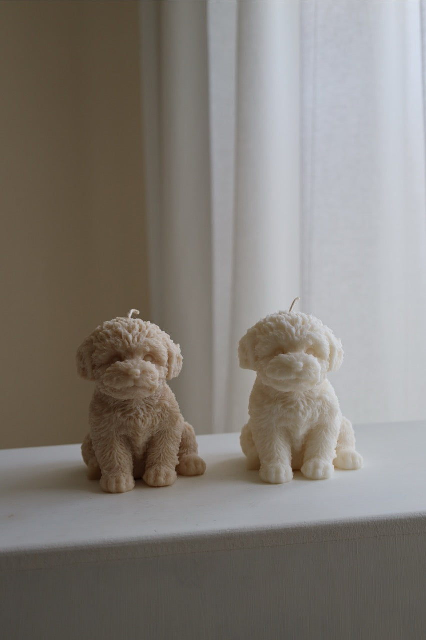 Kerze „Dog“ – handgegossen aus Rapswachs, treu & stilvoll