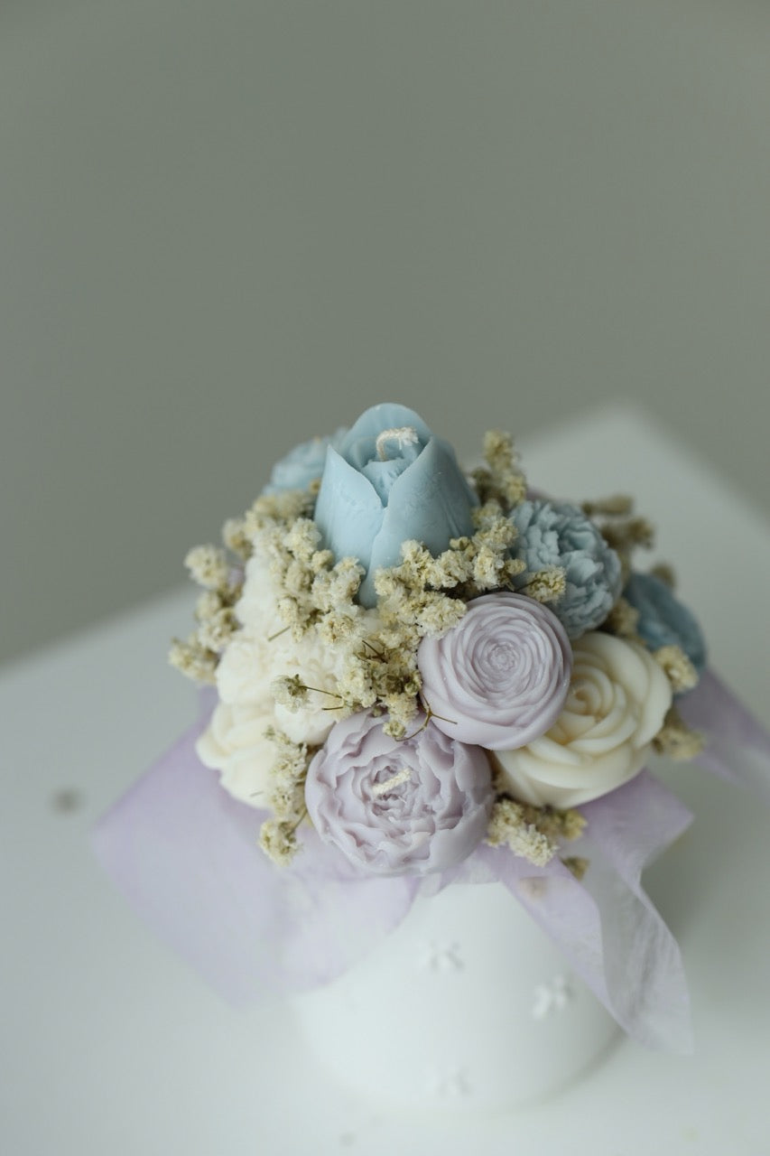 Kerzenstrauß "petit pastel" - handgegossen aus Rapswachs