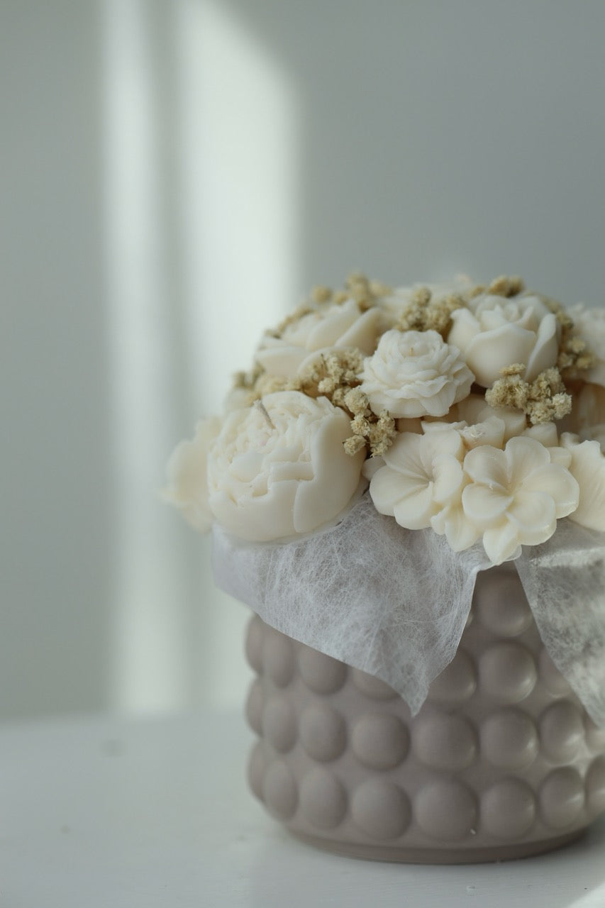 Kerzenstrauß "Pure" handgegossen aus Rapswachs