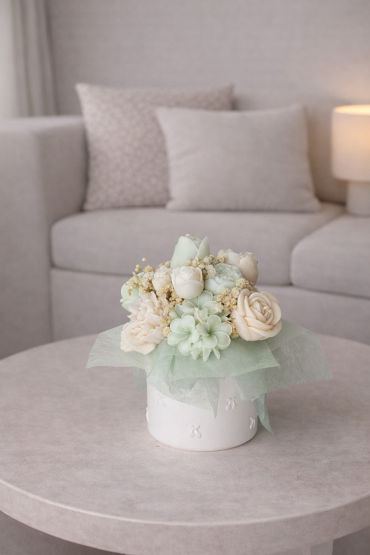 Kerzenstrauß "petit chérie" handgegossen aus Rapswachs