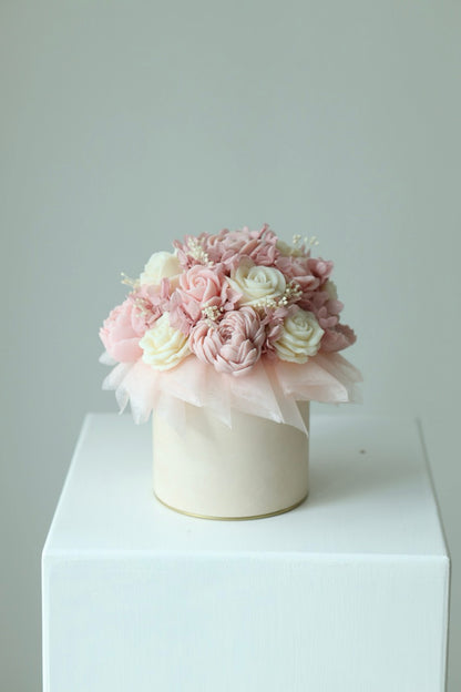Kerzenstrauß "Ballerina Bloom" - handgegossen aus Rapswachs