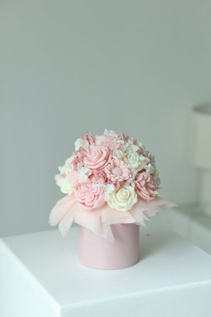 Kerzenstrauß "Princess Bloom" - handgegossen aus Rapswachs