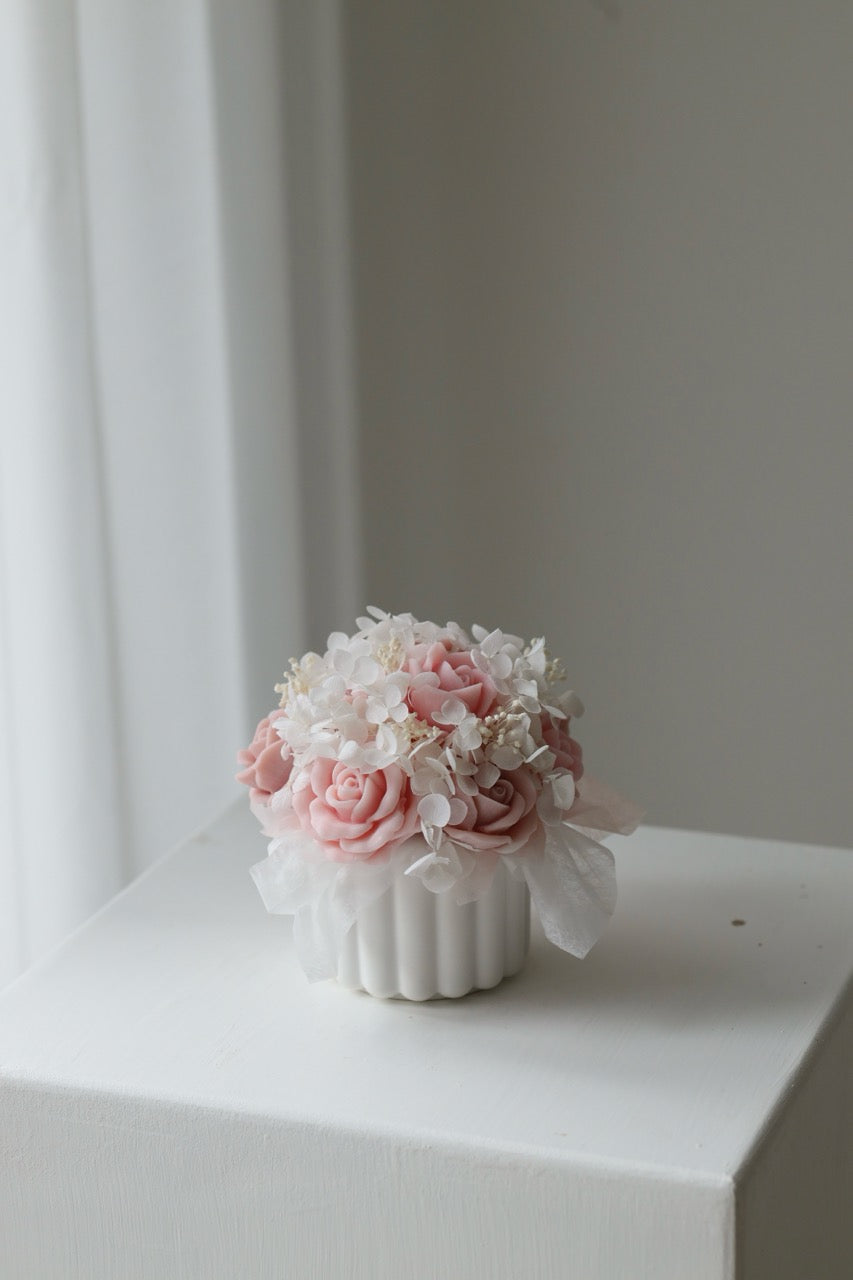 Kerzenstrauß "petite Rosy" - handgegossen aus Rapswachs