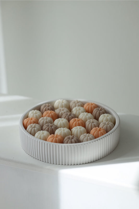 Duftschale "pumpkin spice" handgegossene Schale mit Duftwachs