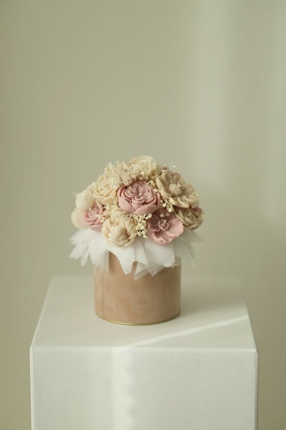 Kerzenstrauß "Blush Harmony" - handgegossen aus Rapswachs