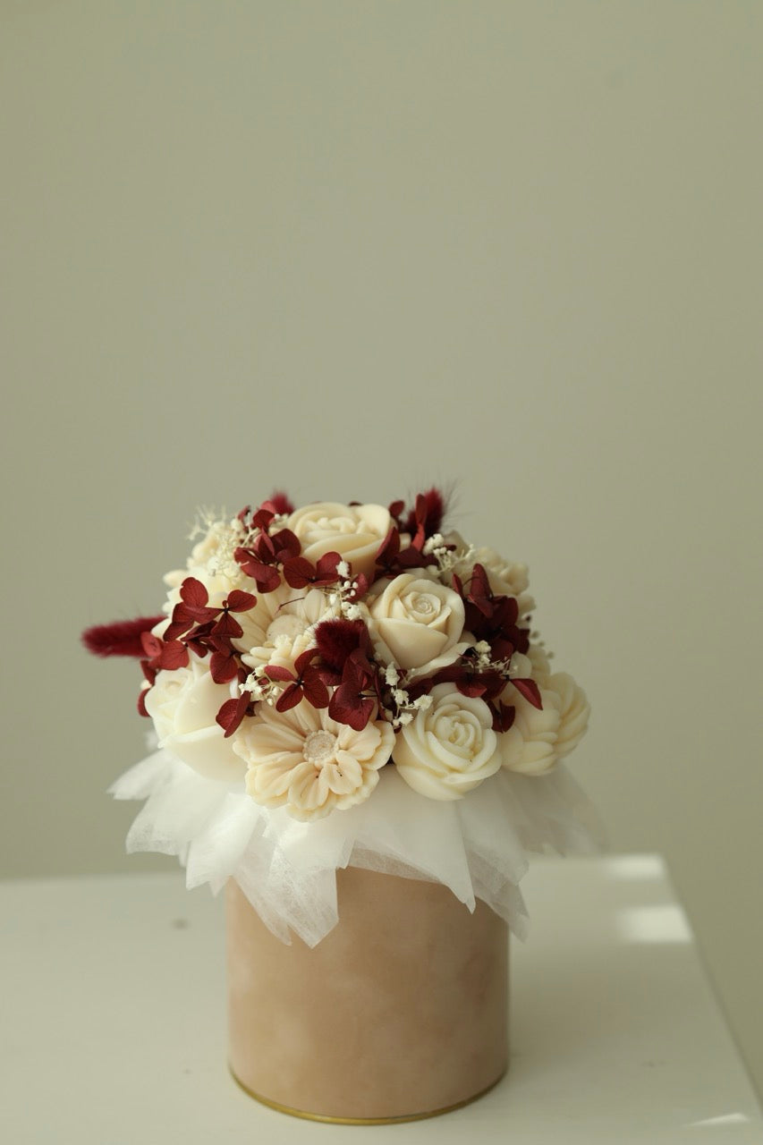 Kerzenstrauß "Romance Bloom" - handgegossen aus Rapswachs