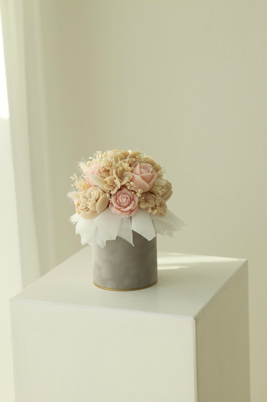 Kerzenstrauß "Grace Bloom" - handgegossen aus Rapswachs