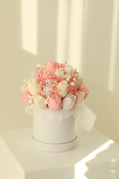 Kerzenstrauß "Powder Bloom" - handgegossen aus Rapswachs